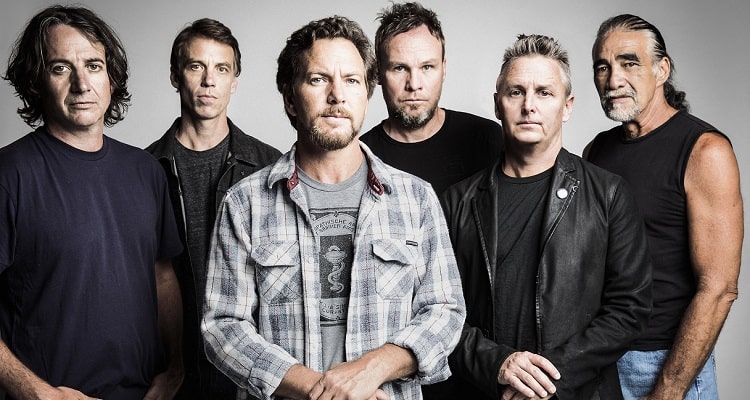 Photo Credit: PearlJam.com / Danny Clinch